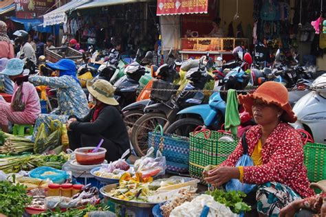 economic laos|laos economic problems.